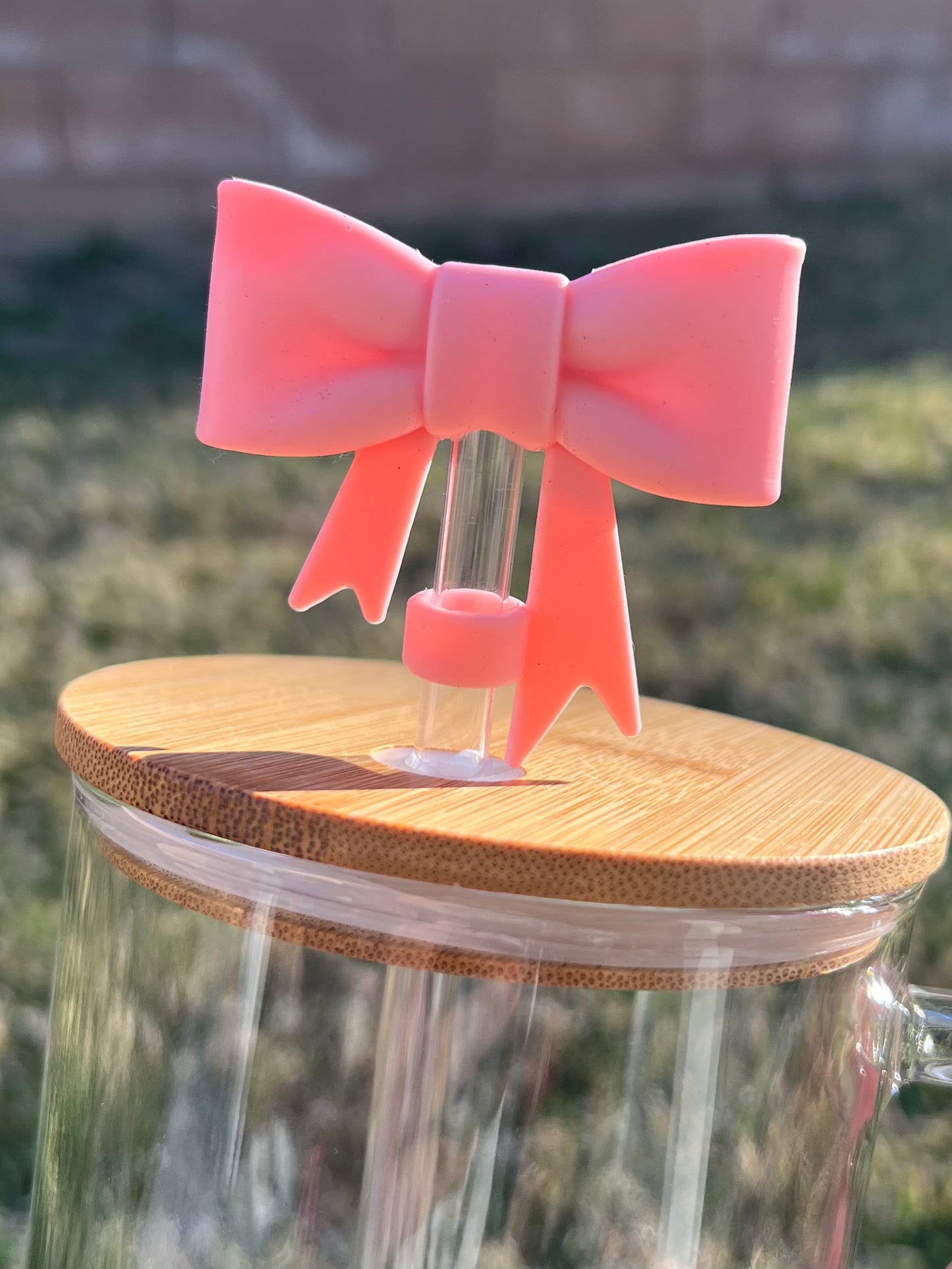 Bow Straw Topper