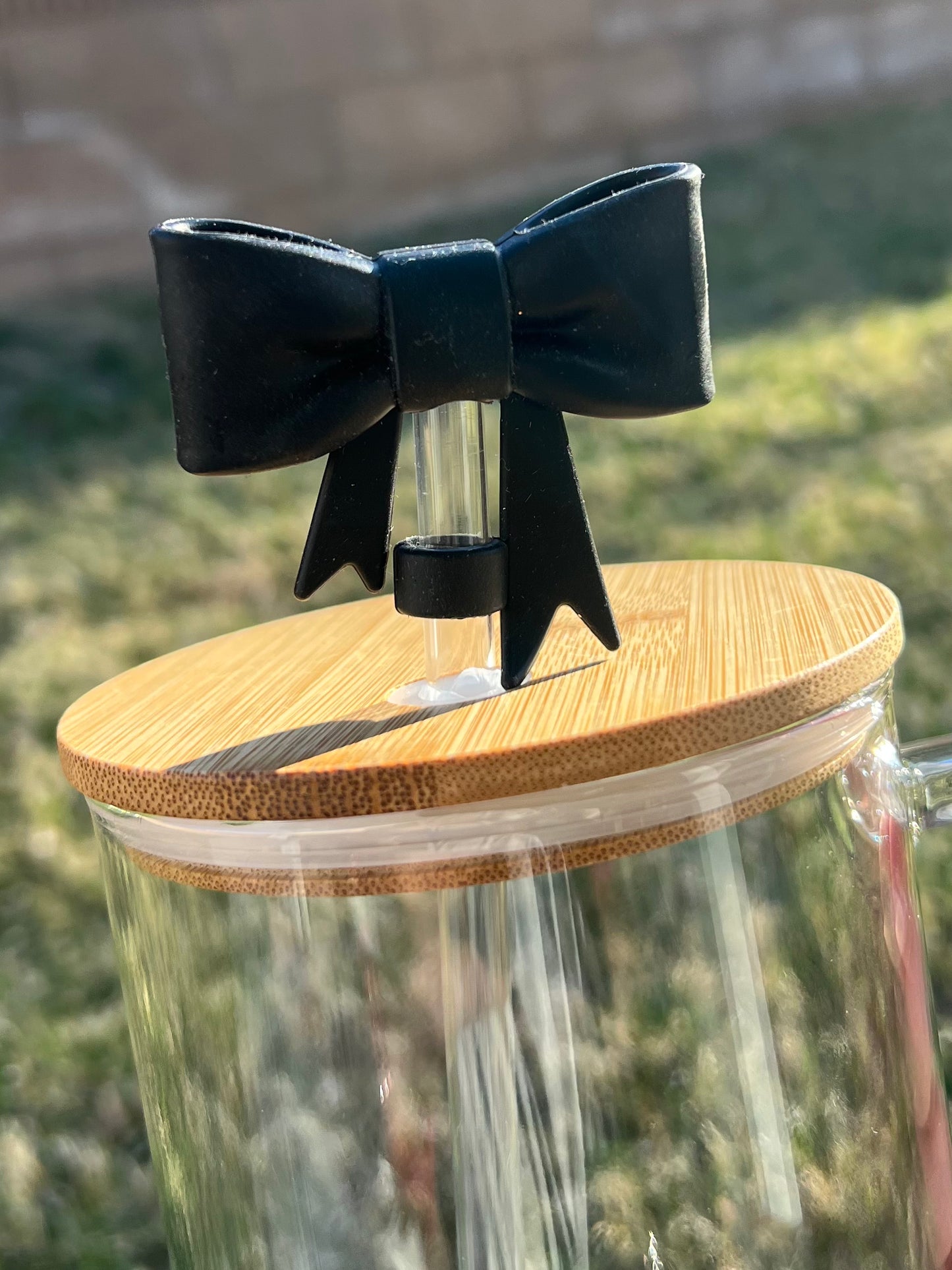 Bow Straw Topper