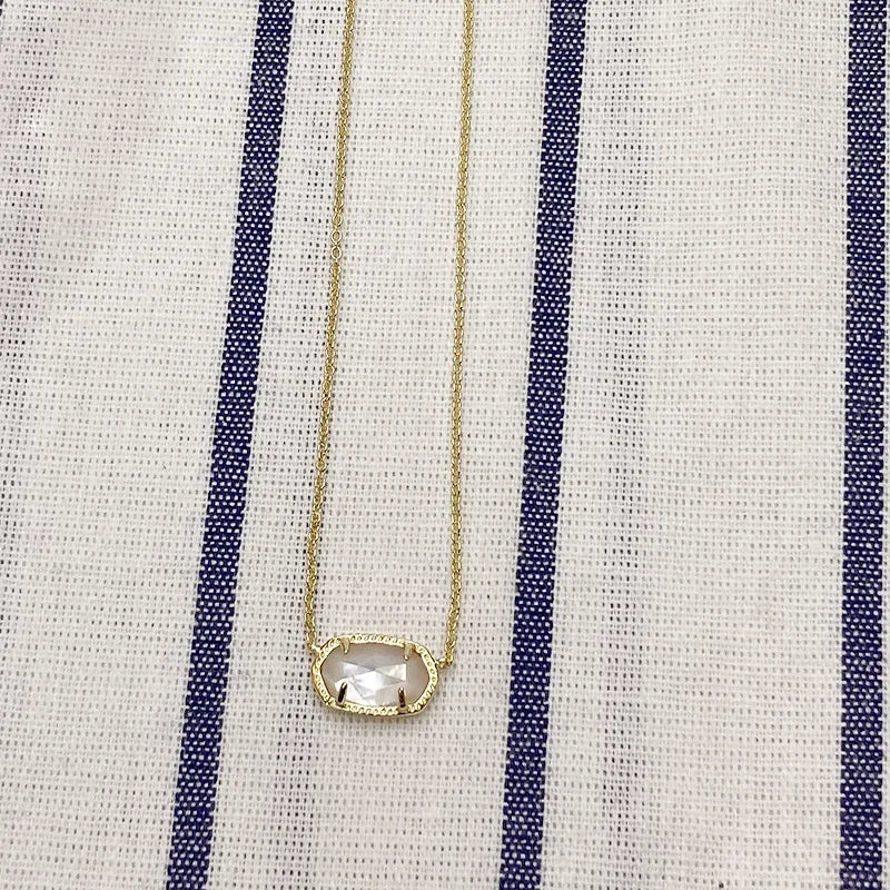 Dainty Pendant Necklace